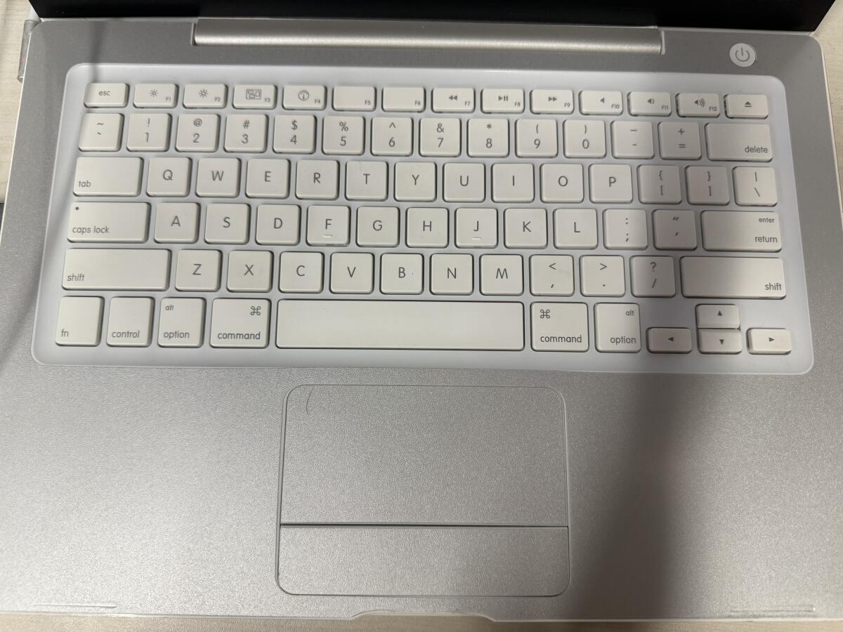 Apple MacBook5