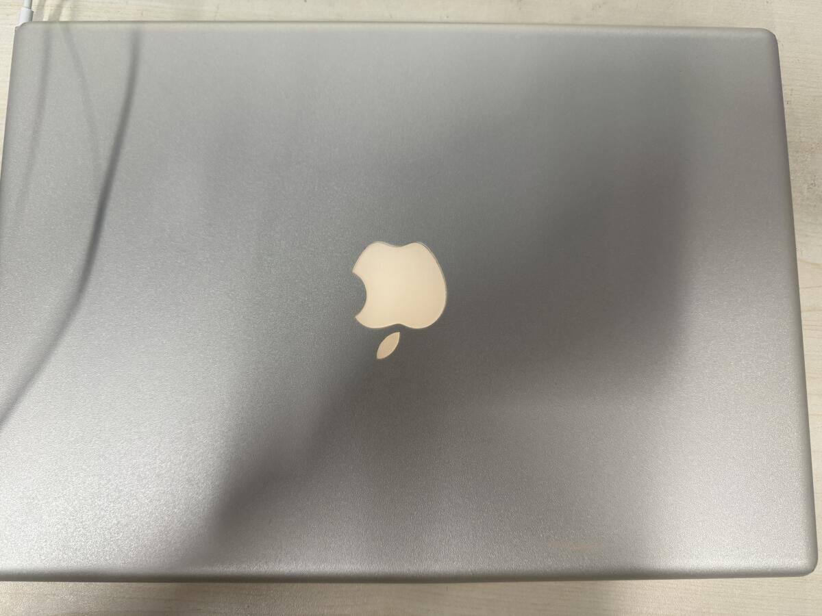 Apple MacBook5